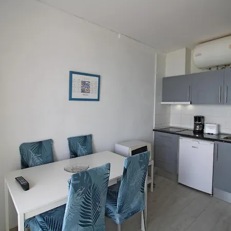 Basic Comfort Miami 17º 0110 Apartment